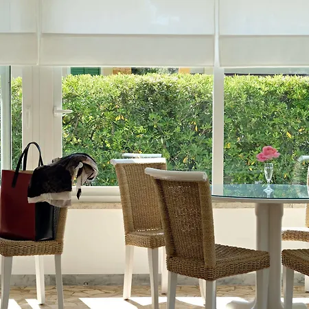 Ξενοδοχείο Pinamar